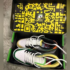 Nike  Multicolor Women Sneakers